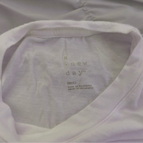 A New Day white tee - Picture 3 of 3